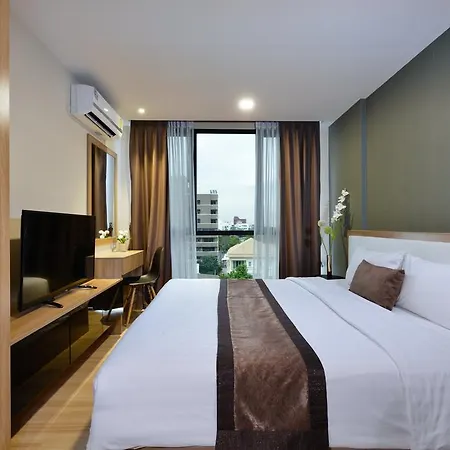 Ten Ekamai Suites By Aspira - Sha Certified