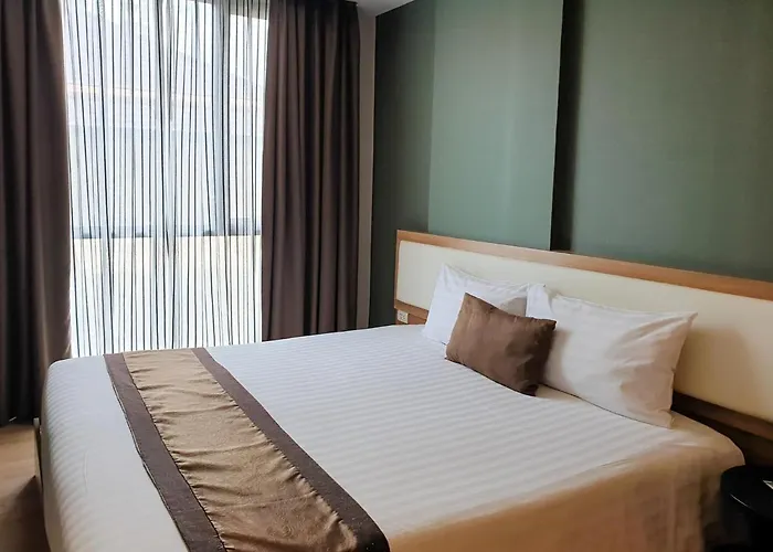 Ekamai By Aspira - Sha Certified Aparthotel