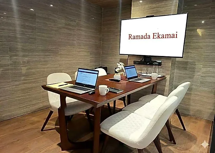 Ekamai By Aspira - Sha Certified Aparthotel Bangkok