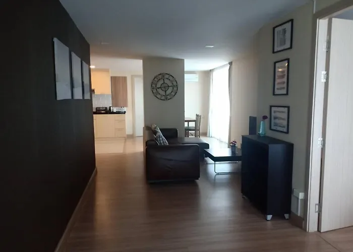 Ekamai By Aspira - Sha Certified Aparthotel